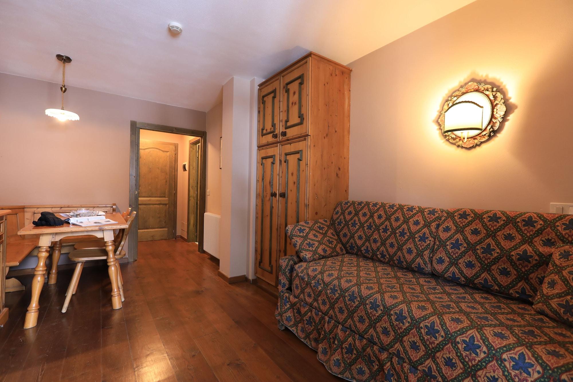 Hotel Perla Madonna di Campiglio Bagian luar foto