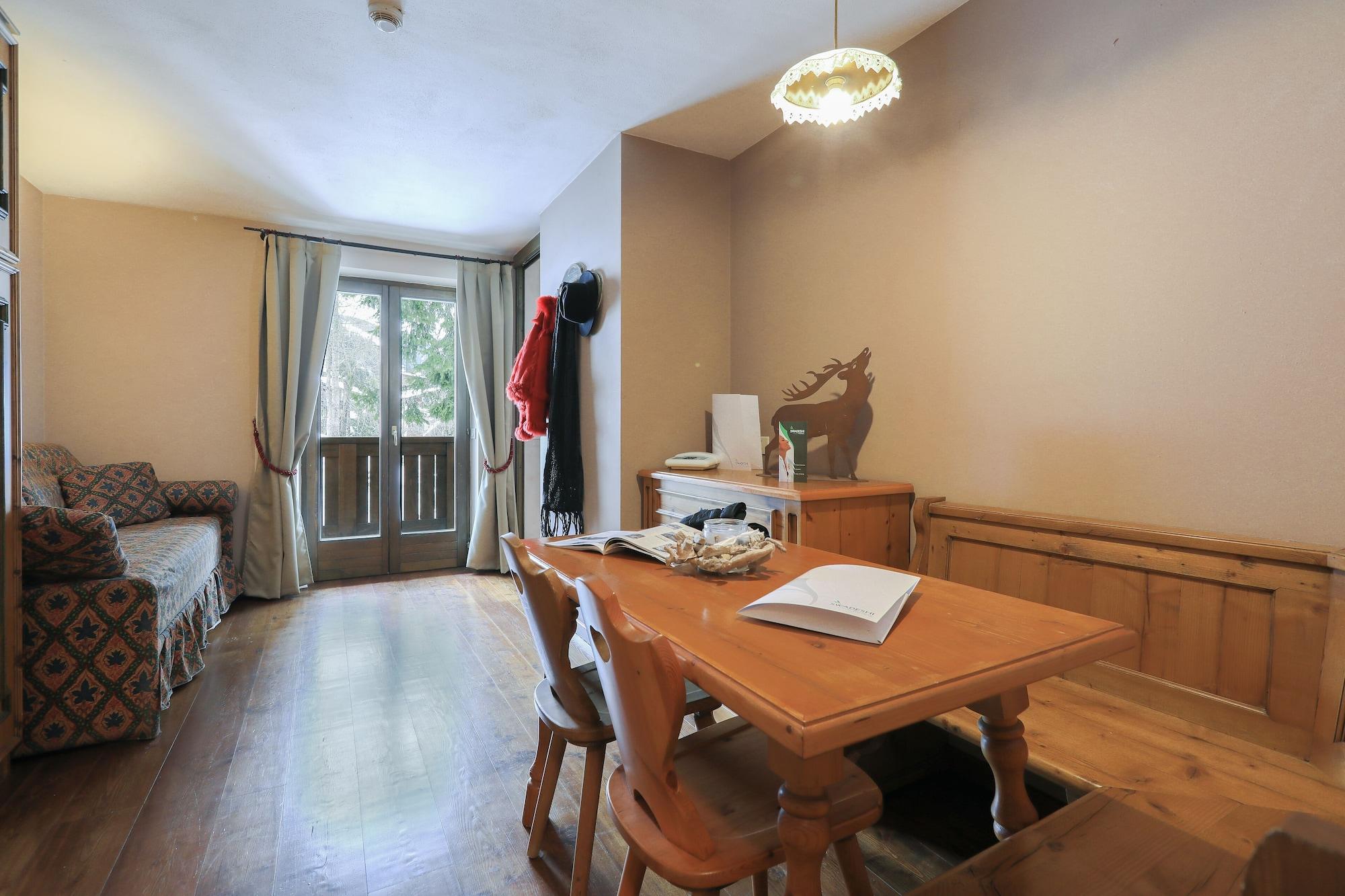 Hotel Perla Madonna di Campiglio Bagian luar foto