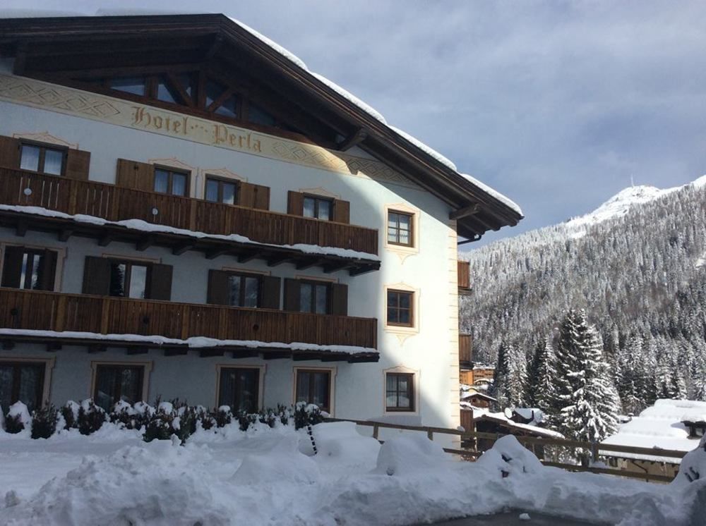 Hotel Perla Madonna di Campiglio Bagian luar foto