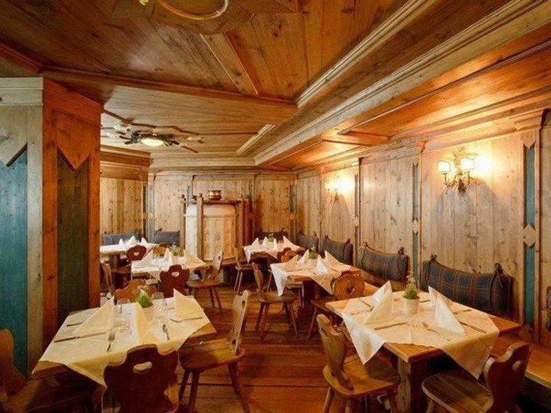 Hotel Perla Madonna di Campiglio Bagian luar foto