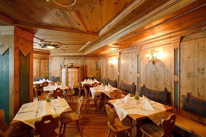 Hotel Perla Madonna di Campiglio Bagian luar foto