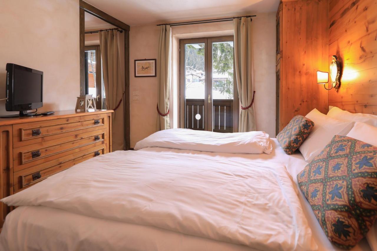Hotel Perla Madonna di Campiglio Bagian luar foto